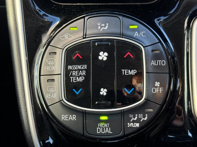 エスクァイア ハイブリッドＧｉ　ＥＴＣ　バックカメラ　ＴＶ　オートクルーズコントロール　両側電動スライドドア　オートライト　ＬＥＤヘッドランプ　スマートキー　アイドリングストップ　電動格納ミラー　シートヒーター　後席モニター（26枚目）