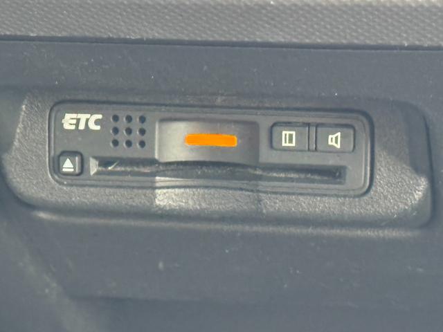 フリードハイブリッド ジャストセレクション　ナビ　ＴＶ　ＥＴＣ　バックカメラ　両側パワースライドドア　ＨＩＤヘッドライト　ＣＤ／ＤＶＤ再生　オートエアコン　オートライト　スマートキー　社外１５インチアルミホイール（34枚目）