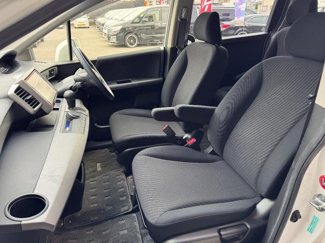 フリードハイブリッド ジャストセレクション　ナビ　ＴＶ　ＥＴＣ　バックカメラ　両側パワースライドドア　ＨＩＤヘッドライト　ＣＤ／ＤＶＤ再生　オートエアコン　オートライト　スマートキー　社外１５インチアルミホイール（46枚目）