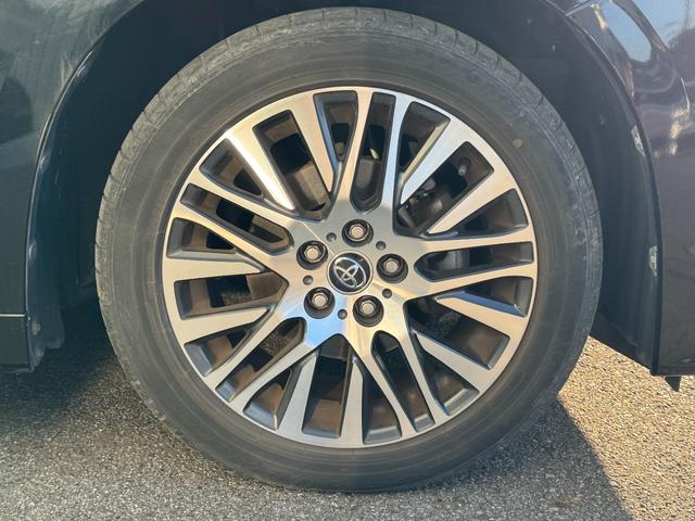 ヴェルファイア ２．５Ｚ　Ａエディション　フリップダウンモニター　サンルーフ　ナビ　ＴＶ　Ｂｌｕｅｔｏｏｔｈ　ドライブレコーダー　純正１８インチアルミホイール　ＣＤ／ＤＶＤ再生　ＥＴＣ　両側パワースライドドア　クルーズコントロール（13枚目）