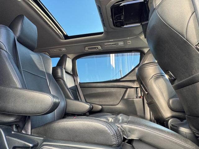 ヴェルファイア ２．５Ｚ　Ａエディション　フリップダウンモニター　サンルーフ　ナビ　ＴＶ　Ｂｌｕｅｔｏｏｔｈ　ドライブレコーダー　純正１８インチアルミホイール　ＣＤ／ＤＶＤ再生　ＥＴＣ　両側パワースライドドア　クルーズコントロール（28枚目）