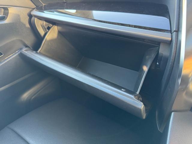 ヴェルファイア ２．５Ｚ　Ａエディション　フリップダウンモニター　サンルーフ　ナビ　ＴＶ　Ｂｌｕｅｔｏｏｔｈ　ドライブレコーダー　純正１８インチアルミホイール　ＣＤ／ＤＶＤ再生　ＥＴＣ　両側パワースライドドア　クルーズコントロール（55枚目）