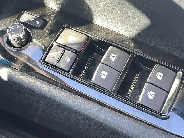 �V�[�g�J�o�[��k�d�c���ύX�Ȃǂ̃J�X�^��������Ă܂��I�I���Ђ��̋@��ɃX�^�b�t�Ƃ������̈�������Ă݂ẮH�I�H�I�G�A����z�C�[���E�E�E