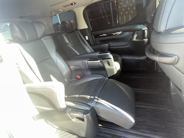 �[�Ԃ܂łɎԂ��K�v�E�E�E�A�N�V�����P�ł͖����̑�Ԃ����p�ӂ��Ă���܂��B�C�y�ɂ����k���������I�I