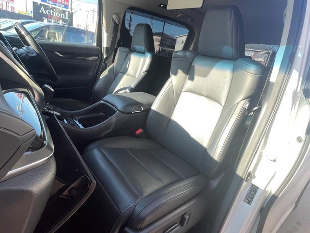 �V�[�g�J�o�[��k�d�c���ύX�Ȃǂ̃J�X�^��������Ă܂��I�I���Ђ��̋@��ɃX�^�b�t�Ƃ������̈�������Ă݂ẮH�I�H�I�G�A����z�C�[���E�E�E