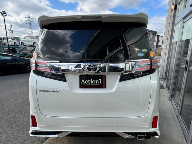 ヴェルファイア ２．５Ｚ　Ｇエディション　ＴＲＤエアロ　フリップダウンモニター　ナビ　ＴＶ　Ｂｌｕｅｔｏｏｔｈ　ＬＥＤヘッドライト　ＣＤ／ＤＶＤ再生　両側パワースライドドア　社外１９インチアルミホイール　クルーズコントロール（10枚目）