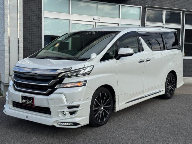 ヴェルファイア ２．５Ｚ　Ｇエディション　ＴＲＤエアロ　フリップダウンモニター　ナビ　ＴＶ　Ｂｌｕｅｔｏｏｔｈ　ＬＥＤヘッドライト　ＣＤ／ＤＶＤ再生　両側パワースライドドア　社外１９インチアルミホイール　クルーズコントロール（13枚目）