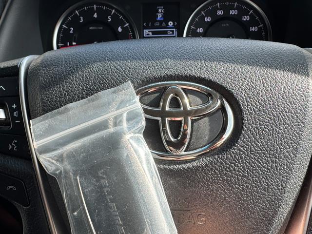 ヴェルファイア ２．５Ｚ　Ｇエディション　ＴＲＤエアロ　フリップダウンモニター　ナビ　ＴＶ　Ｂｌｕｅｔｏｏｔｈ　ＬＥＤヘッドライト　ＣＤ／ＤＶＤ再生　両側パワースライドドア　社外１９インチアルミホイール　クルーズコントロール（56枚目）