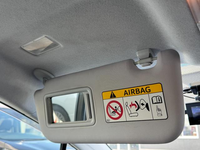 プリウス Ｓセーフティプラス　ナビ　ドライブレコーダー　Ｂｌｕｅｔｏｏｔｈ　バックカメラ　ＥＴＣ　ＣＤ／ＤＶＤ再生　ＬＥＤヘッドライト　スマートキー　プッシュスタート　社外１５インチアルミホイール（33枚目）