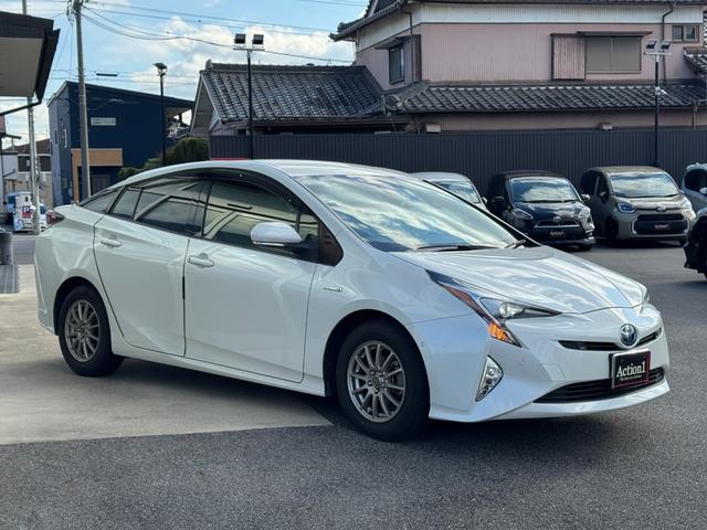 プリウス Ｓセーフティプラス　ナビ　ドライブレコーダー　Ｂｌｕｅｔｏｏｔｈ　バックカメラ　ＥＴＣ　ＣＤ／ＤＶＤ再生　ＬＥＤヘッドライト　スマートキー　プッシュスタート　社外１５インチアルミホイール（45枚目）