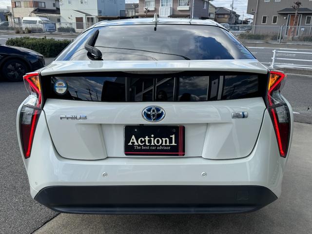 プリウス Ｓセーフティプラス　ナビ　ドライブレコーダー　Ｂｌｕｅｔｏｏｔｈ　バックカメラ　ＥＴＣ　ＣＤ／ＤＶＤ再生　ＬＥＤヘッドライト　スマートキー　プッシュスタート　社外１５インチアルミホイール（50枚目）