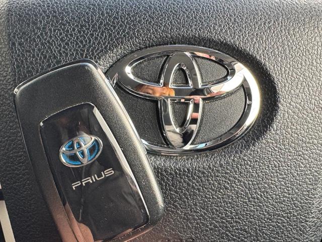 プリウス Ｓセーフティプラス　ナビ　ドライブレコーダー　Ｂｌｕｅｔｏｏｔｈ　バックカメラ　ＥＴＣ　ＣＤ／ＤＶＤ再生　ＬＥＤヘッドライト　スマートキー　プッシュスタート　社外１５インチアルミホイール（58枚目）