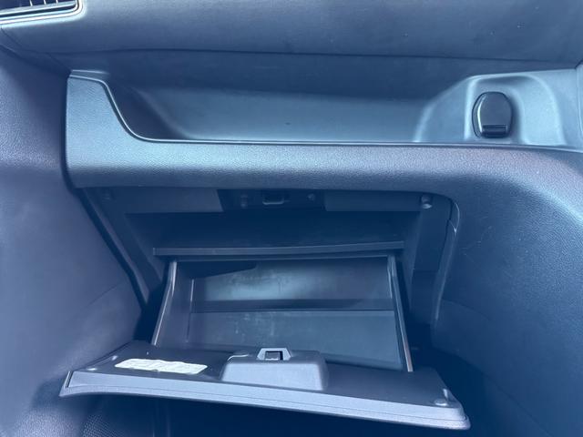 セレナ ハイウェイスター　プロパイロットエディション　フリップダウンモニター　ナビ　ＴＶ　ドライブレコーダー　ＥＴＣ　バックカメラ　ＬＥＤヘッドライト　両側パワースライドドア　オートエアコン　オートライト　スマートキー　プッシュスタート（22枚目）