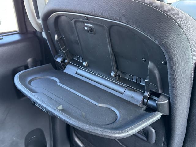 セレナ ハイウェイスター　プロパイロットエディション　フリップダウンモニター　ナビ　ＴＶ　ドライブレコーダー　ＥＴＣ　バックカメラ　ＬＥＤヘッドライト　両側パワースライドドア　オートエアコン　オートライト　スマートキー　プッシュスタート（27枚目）