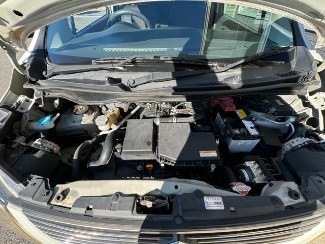 ワゴンＲ ２０周年記念車　社外オーディオ　ＨＩＤヘッドライト　シートヒーター　スマートキー　プッシュスタート　アイドリングストップ　オートエアコン　オートライト　純正１５インチアルミホイール（17枚目）