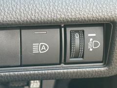 �����ȥޥ��å��ϥ��ӡ������Լ֤��и��֤Υ饤�Ȥ�ǧ�������ϥ��ӡ���ȥ����ӡ����ư���ڤ��ؤ��뵡ǽ�Ǥ����� 7