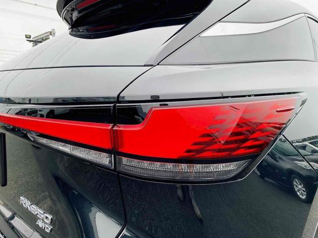 ＲＸ ＲＸ３５０　Ｆスポーツ　４ＷＤ　エアロダイナミクスパッケージ　ＦＳＲエアロ　ミラーウイングマフラー　フィニッシュブレードイルミネーション　メーカーフルセグナビ　パノラマガラスルーフ　デジタルインナーミラー　クルコン　レザー（21枚目）