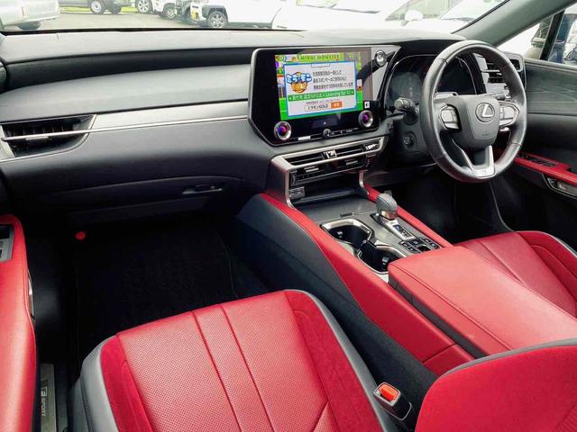 ＲＸ ＲＸ３５０　Ｆスポーツ　４ＷＤ　エアロダイナミクスパッケージ　ＦＳＲエアロ　ミラーウイングマフラー　フィニッシュブレードイルミネーション　メーカーフルセグナビ　パノラマガラスルーフ　デジタルインナーミラー　クルコン　レザー（35枚目）