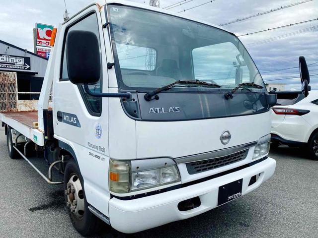 アトラストラック  6速マニュアル エアコン パワステ 3ペダル ドラレコ フォグランプ 左電格ミラー オーバーヘッドコンソール 花見台セーフティーローダー ラジコンウインチ付き 同色バンパー(23枚目)