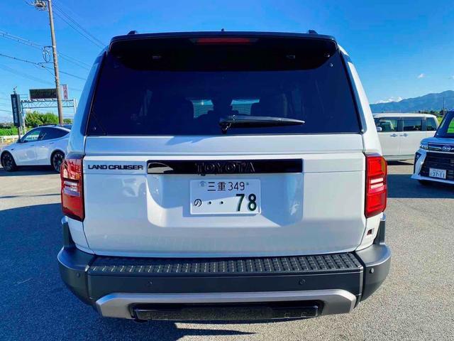 ランドクルーザー２５０ ＶＸファーストエディション　４ＷＤ　ワンオーナー　全周囲カメラ　クリアランスソナー　オートクルーズコントロール　レーンアシスト　衝突被害軽減システム　サンルーフ　ナビ　ＴＶ　オートマチックハイビーム　オートライト（16枚目）