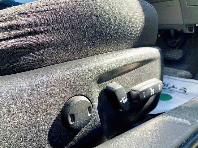 この度は当店のお車をご覧になっていただき、誠にありがとうございます。じっくり現車確認して頂けるよう、ご準備を致します！