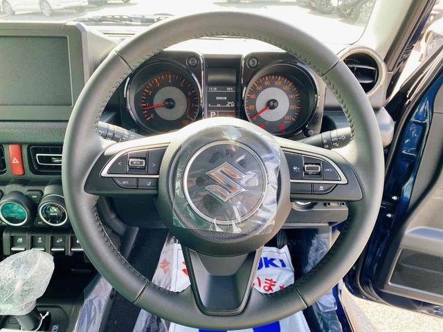 ジムニーノマド ＦＣ　４ＷＤ　ワンオーナー　クリアランスソナー　オートクルーズコントロール　レーンアシスト　衝突被害軽減システム　オートライト　ＬＥＤヘッドランプ　ヘッドライトウォッシャー　アルミホイール　スマートキー（3枚目）