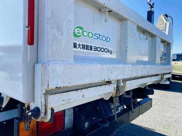 エルフトラック 　ダンプ　低床　ＭＴ　後輪ダブル　キーレスエントリー　電動格納ミラー　ＡＢＳ　エアコン　パワーステアリング　パワーウィンドウ　運転席エアバッグ　助手席エアバッグ　ＣＤ　ＵＳＢ（22枚目）