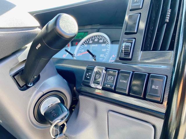 エルフトラック 　ダンプ　低床　ＭＴ　後輪ダブル　キーレスエントリー　電動格納ミラー　ＡＢＳ　エアコン　パワーステアリング　パワーウィンドウ　運転席エアバッグ　助手席エアバッグ　ＣＤ　ＵＳＢ（38枚目）