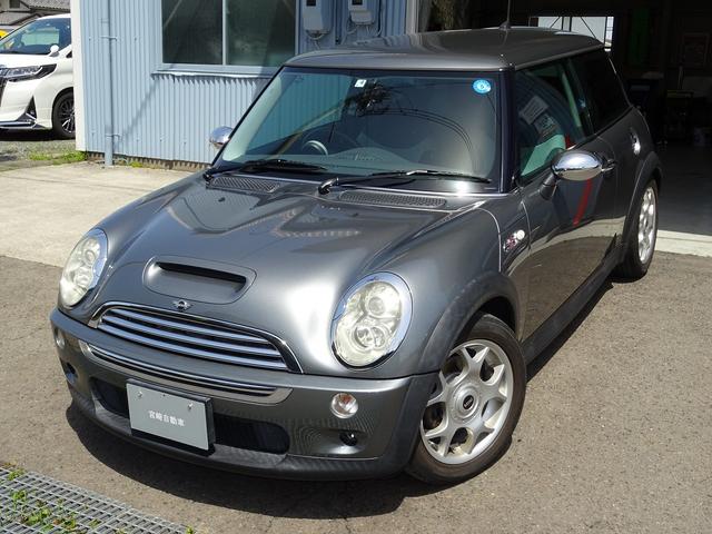 ＭＩＮＩ クーパーＳ　タペットカバーガスケット、エンジンマウント改修済み　記録簿　スペアキー　６速ＭＴ　社外スピーカー　サブウーハー（21枚目）