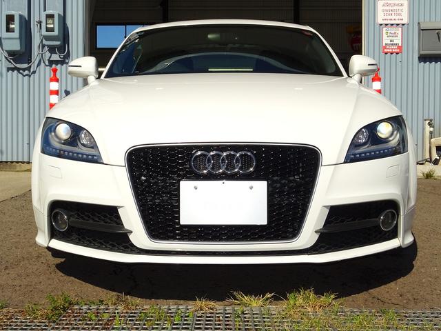 ＴＴクーペ ２．０ＴＦＳＩ　２．０ＴＦＳＩ（４名）　Ｓ－ＬＩＮＥ　天張り張り替え済み　タイヤ新品　ナビ　ＥＴＣ　バックモニター　ブルートゥース　パワーシート　パドルシフト　スペアキー　バイパーセキュリティー（2枚目）