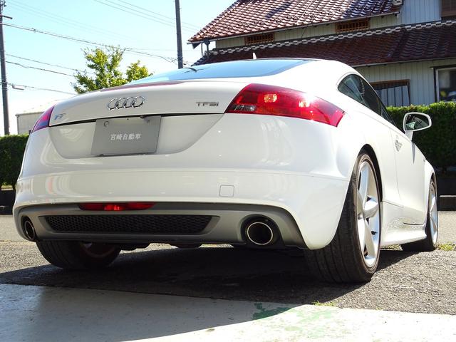 ＴＴクーペ ２．０ＴＦＳＩ　２．０ＴＦＳＩ（４名）　Ｓ－ＬＩＮＥ　天張り張り替え済み　タイヤ新品　ナビ　ＥＴＣ　バックモニター　ブルートゥース　パワーシート　パドルシフト　スペアキー　バイパーセキュリティー（5枚目）