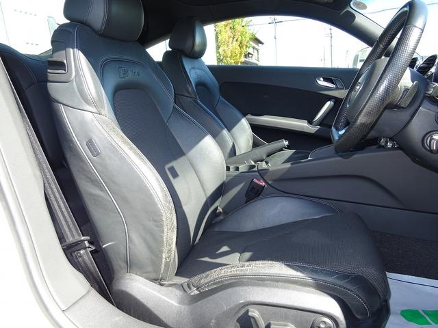 ＴＴクーペ ２．０ＴＦＳＩ　２．０ＴＦＳＩ（４名）　Ｓ－ＬＩＮＥ　天張り張り替え済み　タイヤ新品　ナビ　ＥＴＣ　バックモニター　ブルートゥース　パワーシート　パドルシフト　スペアキー　バイパーセキュリティー（12枚目）