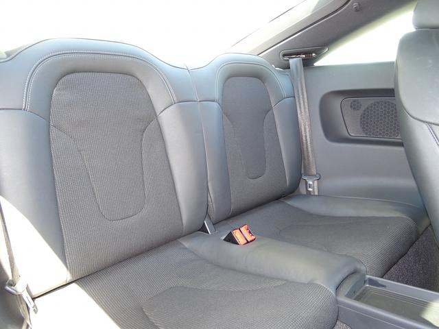 ＴＴクーペ ２．０ＴＦＳＩ　２．０ＴＦＳＩ（４名）　Ｓ－ＬＩＮＥ　天張り張り替え済み　タイヤ新品　ナビ　ＥＴＣ　バックモニター　ブルートゥース　パワーシート　パドルシフト　スペアキー　バイパーセキュリティー（13枚目）