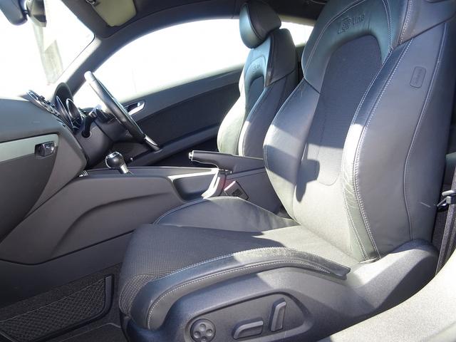 ＴＴクーペ ２．０ＴＦＳＩ　２．０ＴＦＳＩ（４名）　Ｓ－ＬＩＮＥ　天張り張り替え済み　タイヤ新品　ナビ　ＥＴＣ　バックモニター　ブルートゥース　パワーシート　パドルシフト　スペアキー　バイパーセキュリティー（15枚目）