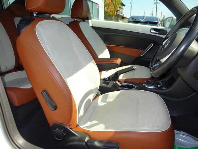 ザ・ビートル スペシャル・バグ　限定車　純正ヘリテージホイール　スマートキー　プッシュスタート　ナビ　ＥＴＣ　バックモニター　クルーズコントロール　禁煙車　クリアランスソナー　ディスチャージヘッドライト　ハーフレザー　シートヒーター（13枚目）