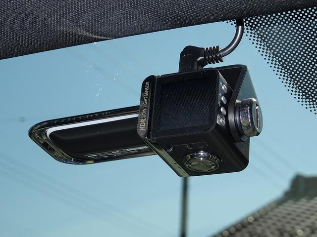 ザ・ビートル スペシャル・バグ　限定車　純正ヘリテージホイール　スマートキー　プッシュスタート　ナビ　ＥＴＣ　バックモニター　クルーズコントロール　禁煙車　クリアランスソナー　ディスチャージヘッドライト　ハーフレザー　シートヒーター（25枚目）