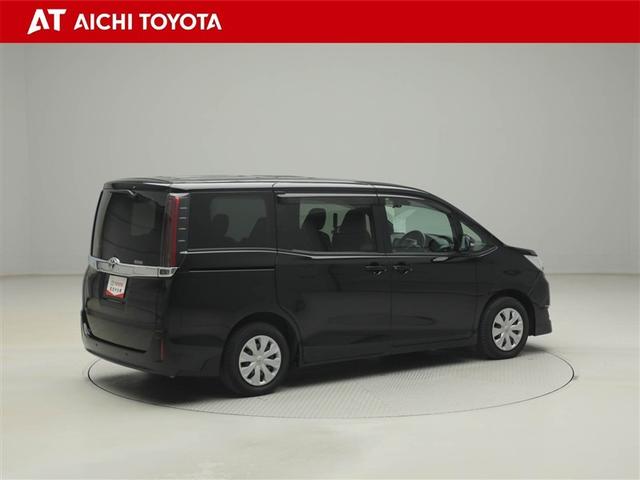 ノア Ｘ　ブレーキサポート　イモビライザー　アイドリングストッ　ＤＶＤ再生可　ＡＵＸ　デュアルエアコン　ワンオーナー車　クルーズＣ　バックモニタ－　地デジＴＶ　ＬＥＤランプ　スマートキ　オートエアコン　ＥＳＣ（6枚目）