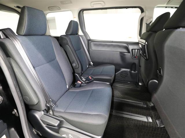 ノア Ｘ　ブレーキサポート　イモビライザー　アイドリングストッ　ＤＶＤ再生可　ＡＵＸ　デュアルエアコン　ワンオーナー車　クルーズＣ　バックモニタ－　地デジＴＶ　ＬＥＤランプ　スマートキ　オートエアコン　ＥＳＣ（20枚目）