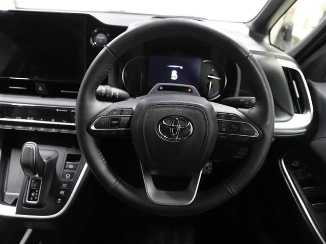 ヴォクシー ハイブリッドＳ－Ｚ　パワーウィンドウ　テレビ　ＤＶＤ再生機能　インテリキー　横滑防止装置　地デジＴＶ　アクティブクルーズコントロール　１オナ　フルオートエアコン　リアカメラ　エアバッグ　ＡＢＳ　１００Ｖ充電　ＷＡＣ　ＰＳ（25枚目）