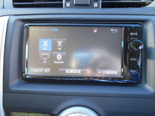 プレミアム ワンオーナー 禁煙車 革コンビ電動席 SDナビ(11枚目)