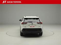 ハイブリッド車を買うならトヨタの『ＴＯＹＯＴＡ認定中古車』！保証は、初度登録年月より起算して１０年間、累計走行距離２０万キロ迄。更に、ロングラン保証が１年付で安心安全です♪ 5