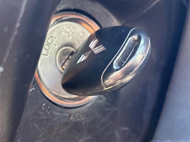 ご覧いただきありがとうございます♪気になったお車がありましたらお気軽にお電話をください♪