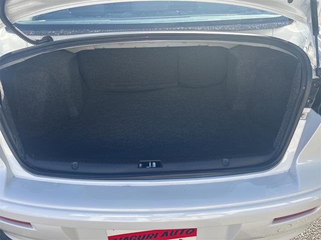 この度は当店のお車をご覧になっていただき、誠にありがとうございます。ぜひじっくりとご検討下さい。気軽にお問合せ・お見積りお待ちしております。