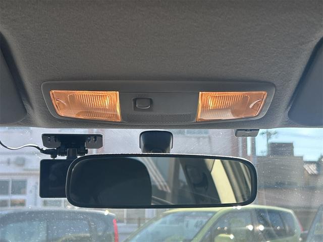 ご覧いただきありがとうございます♪気になったお車がありましたらお気軽にお電話をください♪