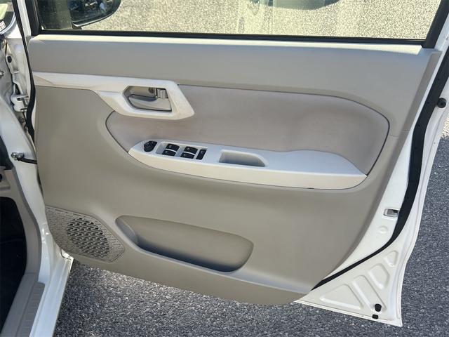 ムーヴ Ｌ　ＳＡＩＩＩ　ＥＴＣ　ナビ　クリアランスソナー　衝突被害軽減システム　オートマチックハイビーム　スマートキー　アイドリングストップ　電動格納ミラー　ベンチシート　ＣＶＴ　盗難防止システム　ＡＢＳ　ＥＳＣ（31枚目）