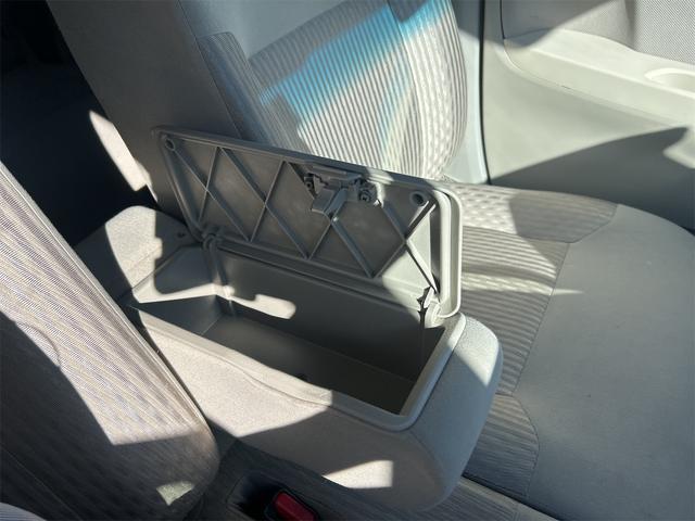 ムーヴ Ｌ　ＳＡＩＩＩ　ＥＴＣ　ナビ　クリアランスソナー　衝突被害軽減システム　オートマチックハイビーム　スマートキー　アイドリングストップ　電動格納ミラー　ベンチシート　ＣＶＴ　盗難防止システム　ＡＢＳ　ＥＳＣ（42枚目）