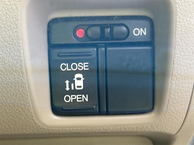 N-BOX G・Lパッケージ ワンオーナー 両側スライド・片側電動 スマートキー アイドリングストップ 電動格納ミラー ベンチシート CVT 盗難防止システム ABS ESC CD ミュージックプレイヤー接続可 チップアップシート(4枚目)