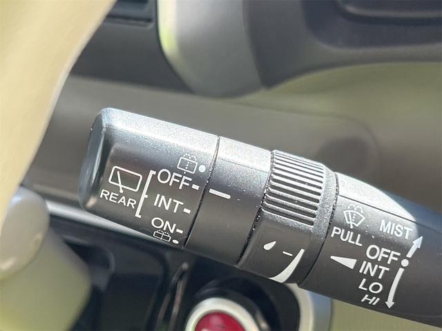 N-BOX G・Lパッケージ ワンオーナー 両側スライド・片側電動 スマートキー アイドリングストップ 電動格納ミラー ベンチシート CVT 盗難防止システム ABS ESC CD ミュージックプレイヤー接続可 チップアップシート(9枚目)