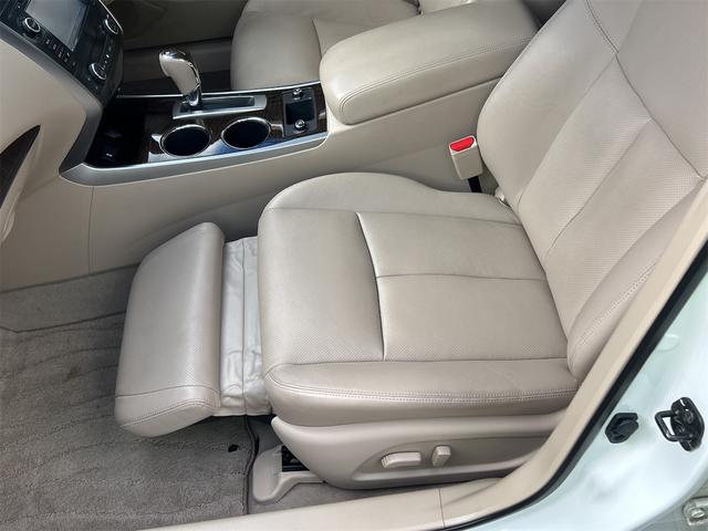 ご覧頂きまして誠に有難うございます！！是非ご来店して頂き、実際にご覧になって頂ければと思います。お客様からのご連絡をスタッフ一同、心よりお待ちしております