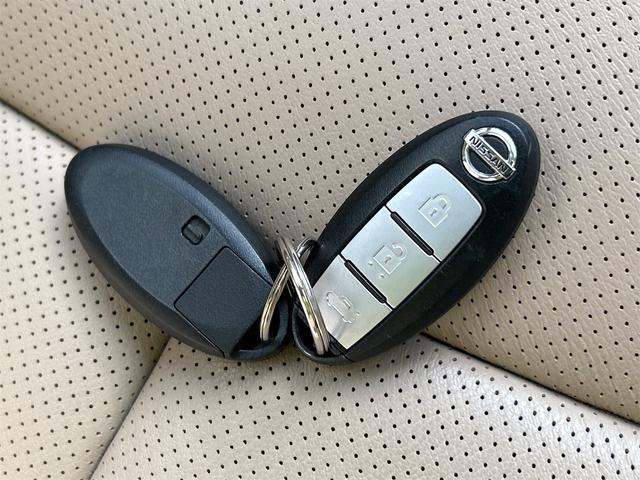 当店のお車をご覧いただきましてありがとうございます。お車についてのご質問やお見積りのご依頼、ご購入にあたってのご相談などお気軽にお問い合わせ下さい！